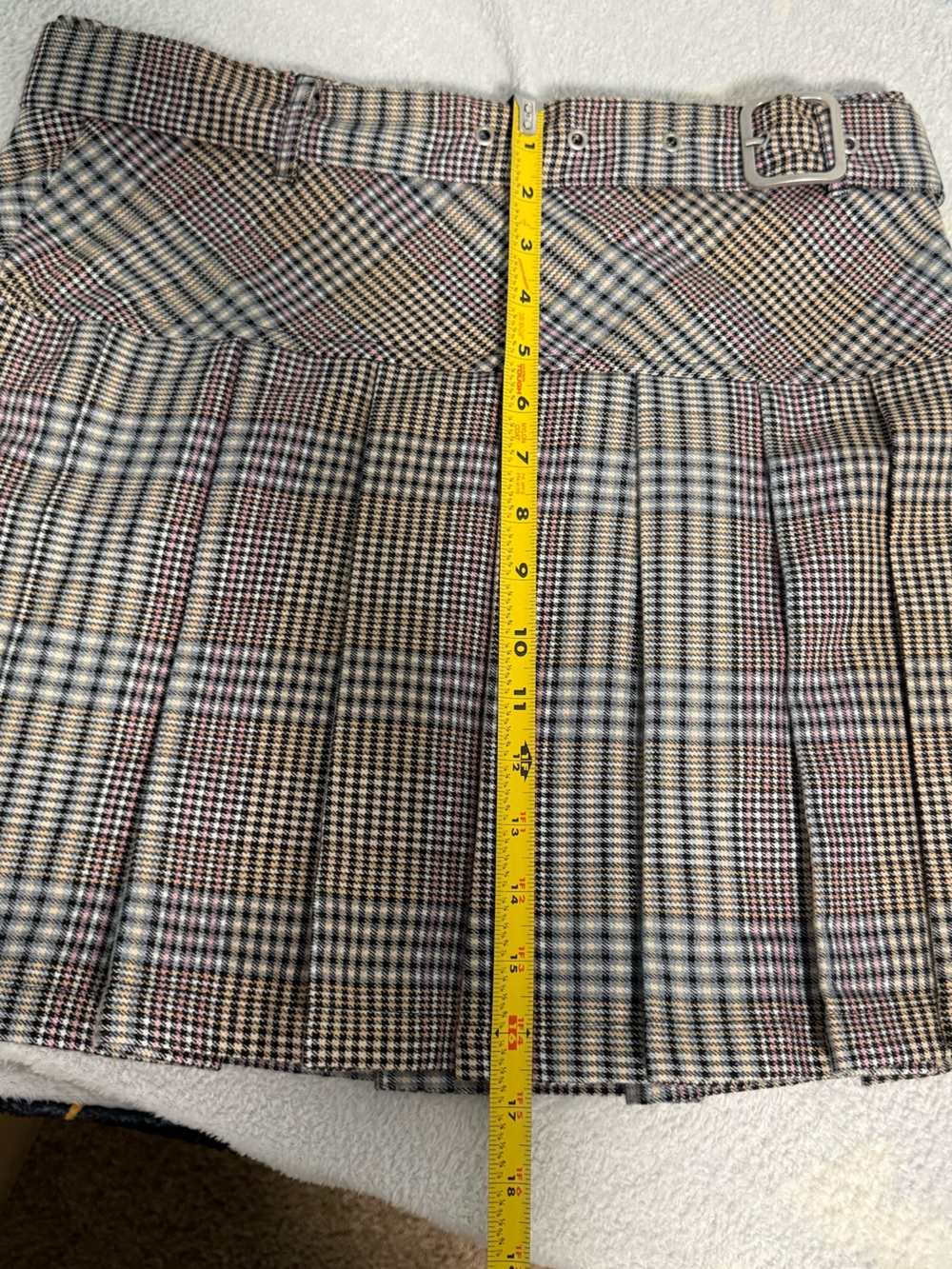 Cali1850 - Pleated Plaid Mini Skirt with Belt, M - Picture 10 of 11